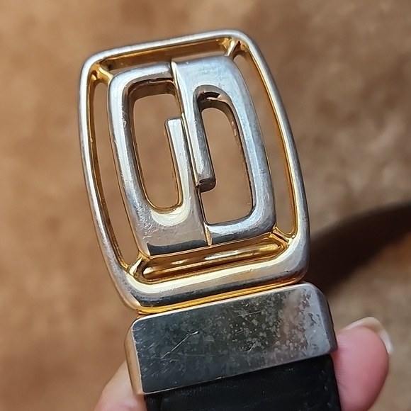 Gucci GG Vintage Reversible Belt - Picture 2 of 16
